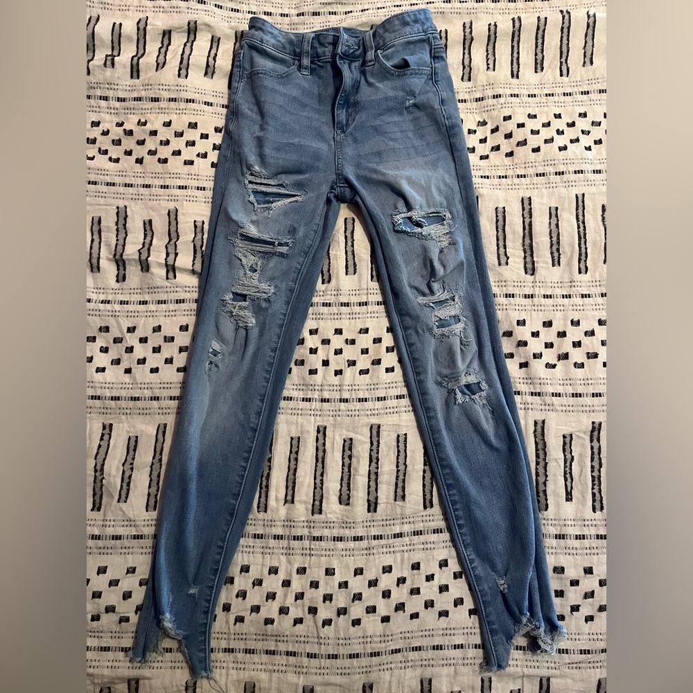 American Eagle 360 Next Level stretch ripped jeans, Size 0